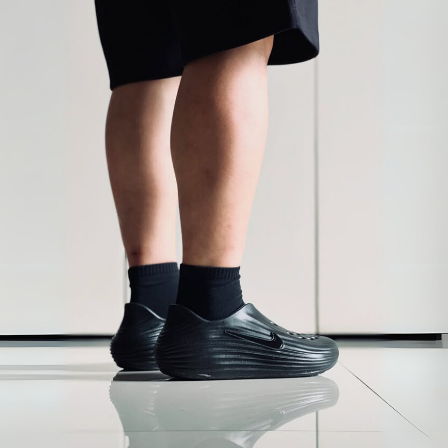 React X Rejuven8 – Black