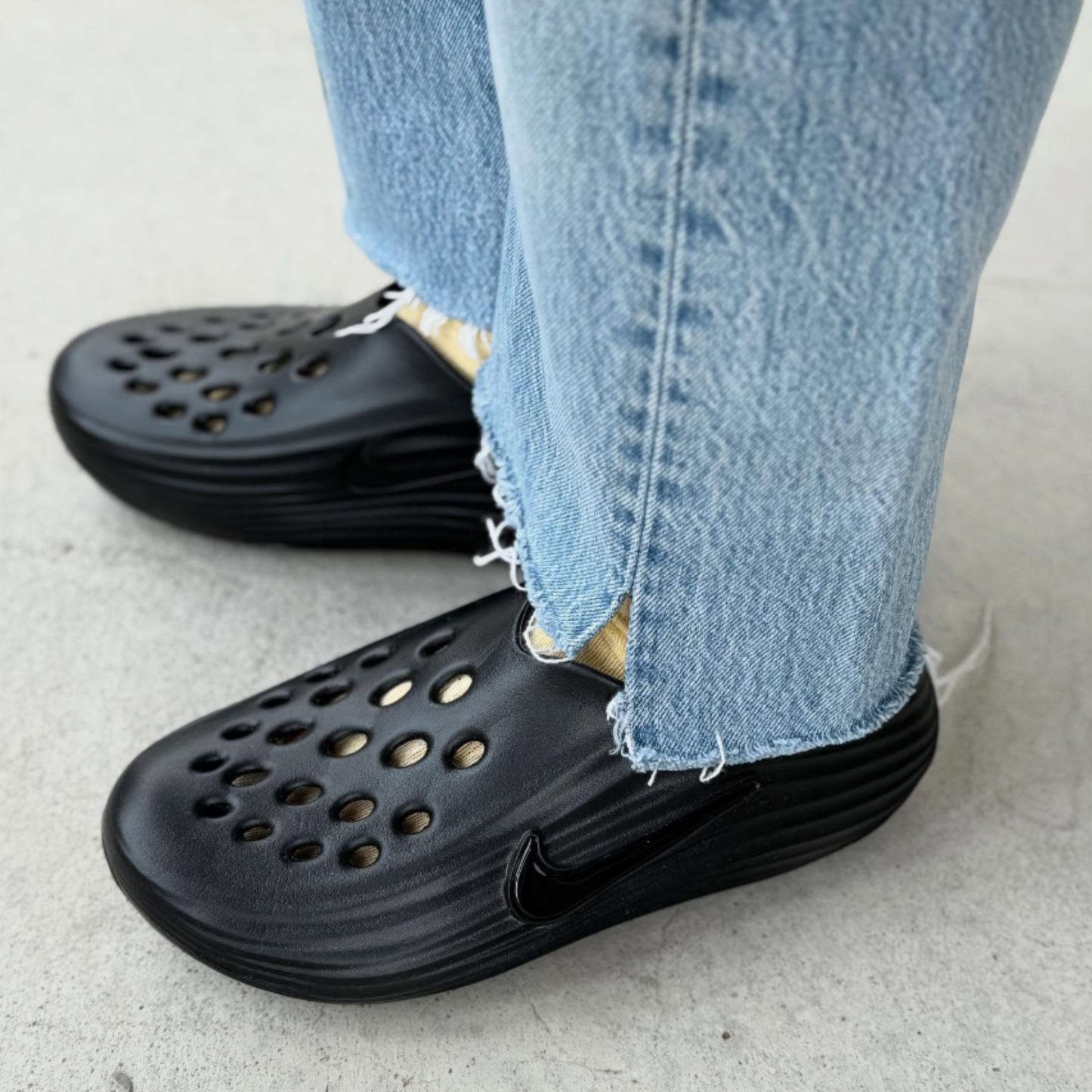 React X Rejuven8 – Black